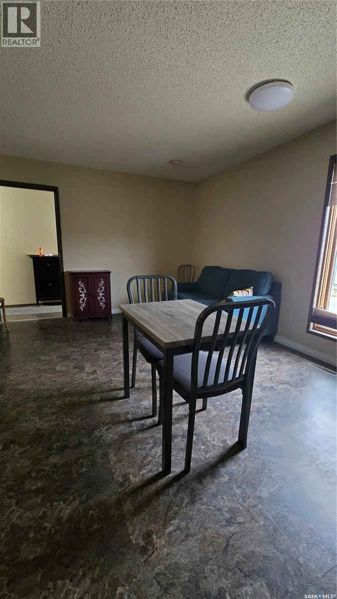 108 1St Street W, Carnduff, SK - Indoor Photo Showing Other Room