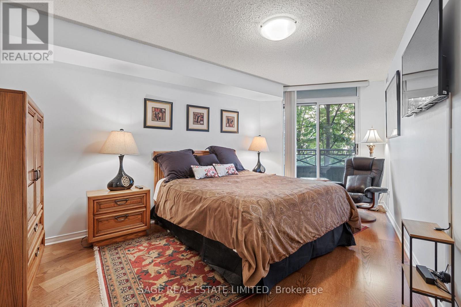 318 - 205 The Donway West Road, Toronto, ON - Indoor Photo Showing Bedroom