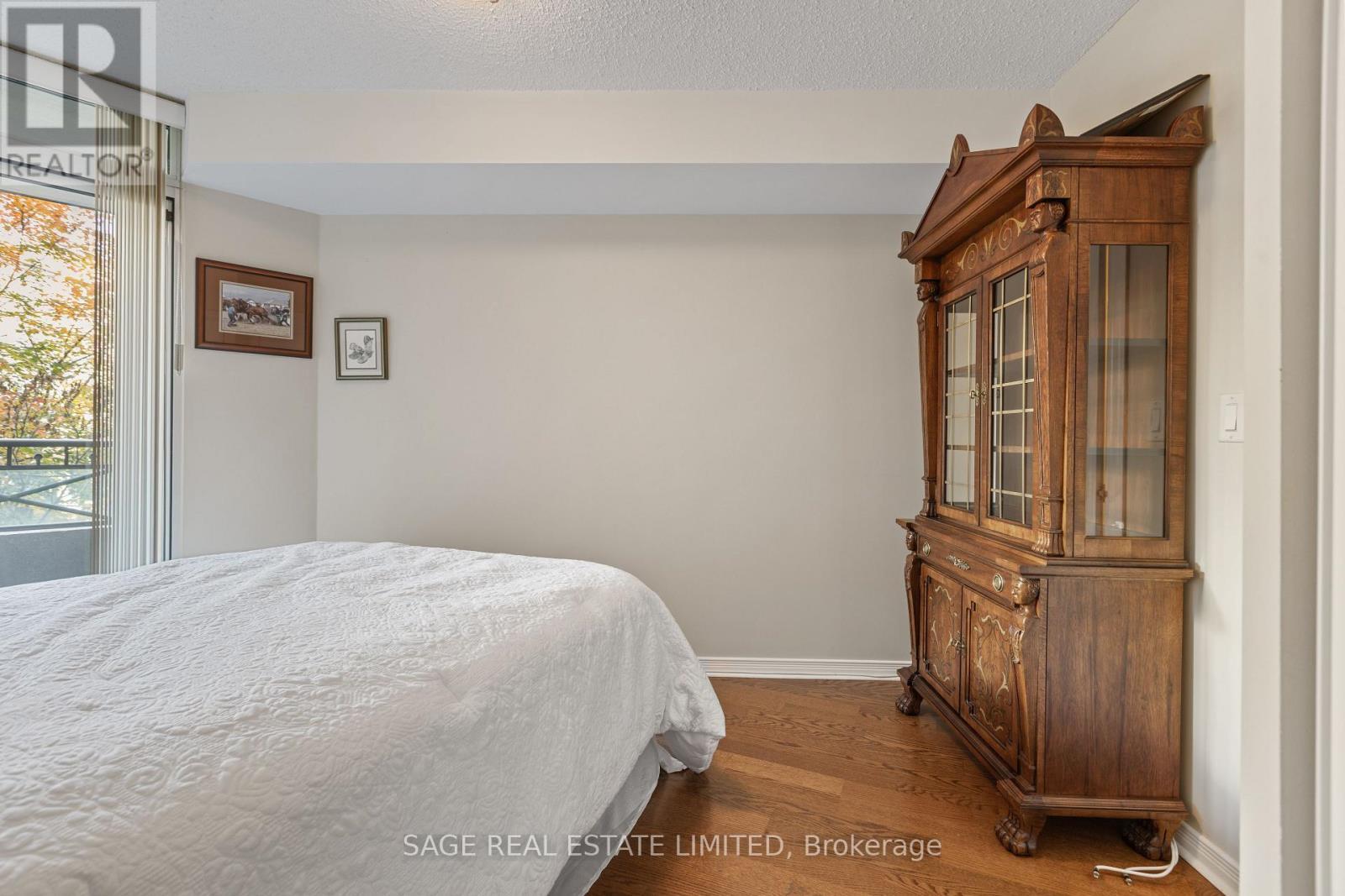 318 - 205 The Donway West Road, Toronto, ON - Indoor Photo Showing Bedroom