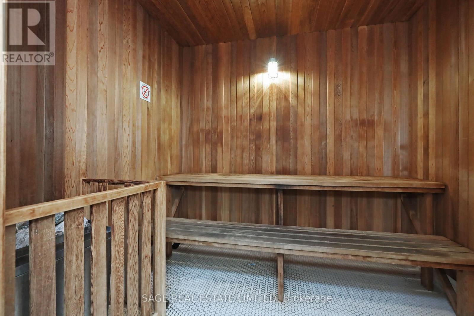 318 - 205 The Donway West Road, Toronto, ON - Indoor Photo Showing Other Room