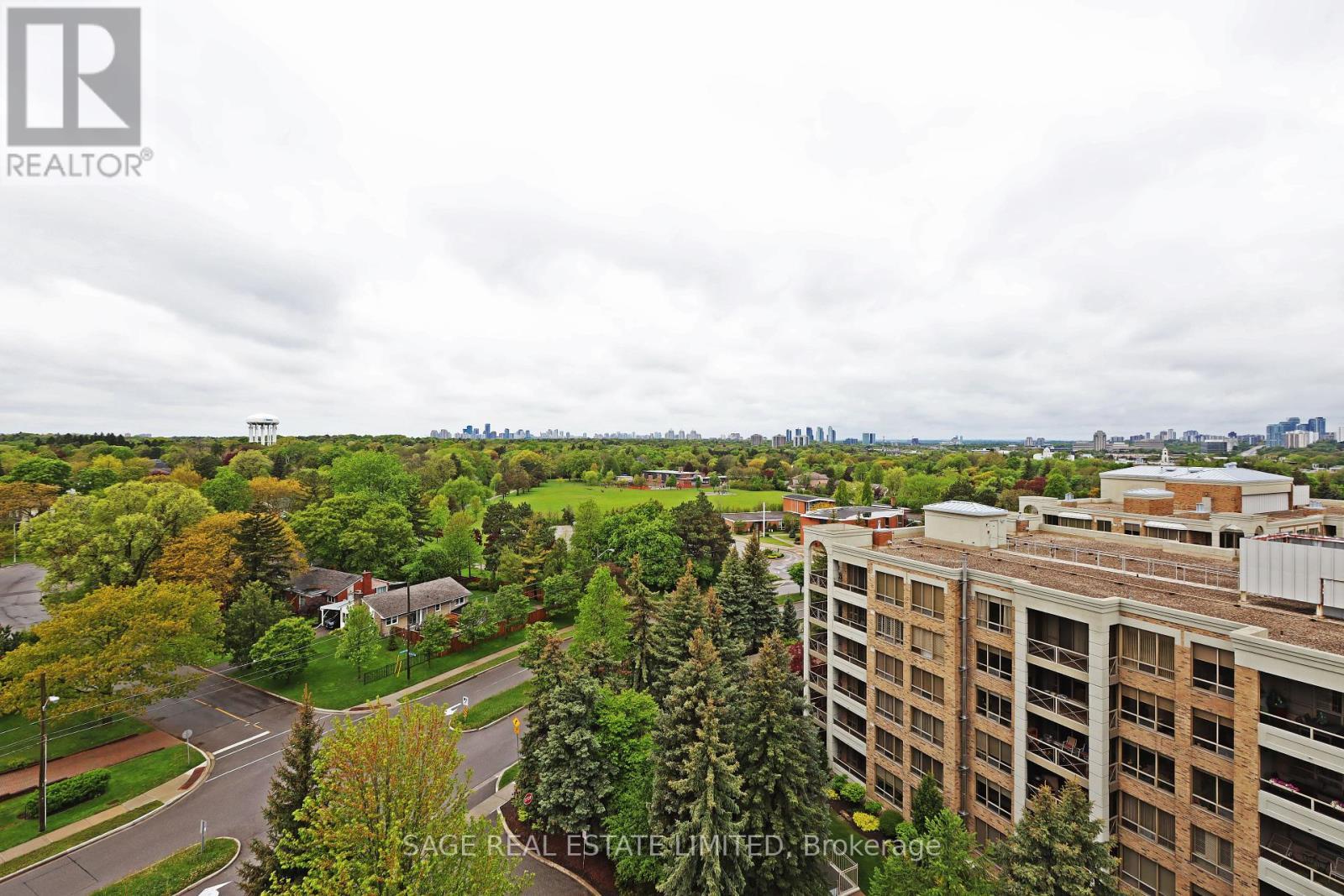 318 - 205 The Donway West Road, Toronto, ON - Outdoor With View