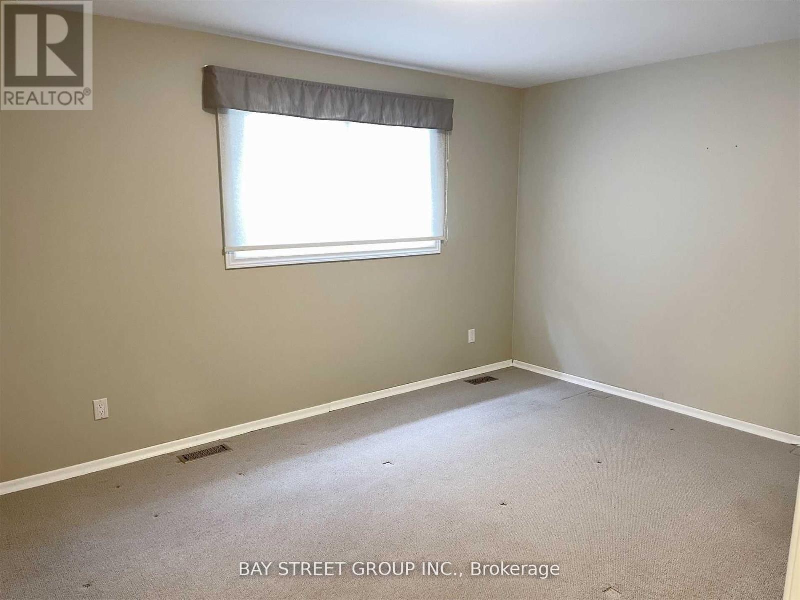 41 Walkerton Drive, Markham, ON - Indoor Photo Showing Other Room