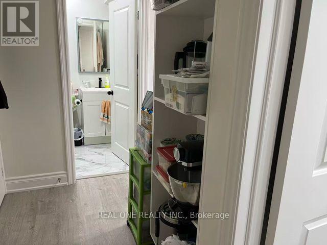 238 (Basment) Doubtfire Crescent, Markham, ON - Indoor Photo Showing Bathroom