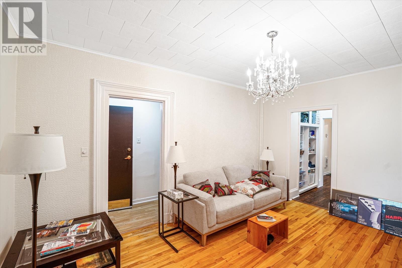 11 Maxse Street, St. John'S, NL - Indoor