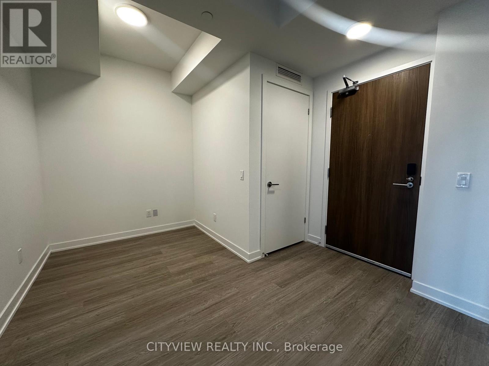233 - 8188 Yonge Street, Vaughan, ON - Indoor Photo Showing Other Room