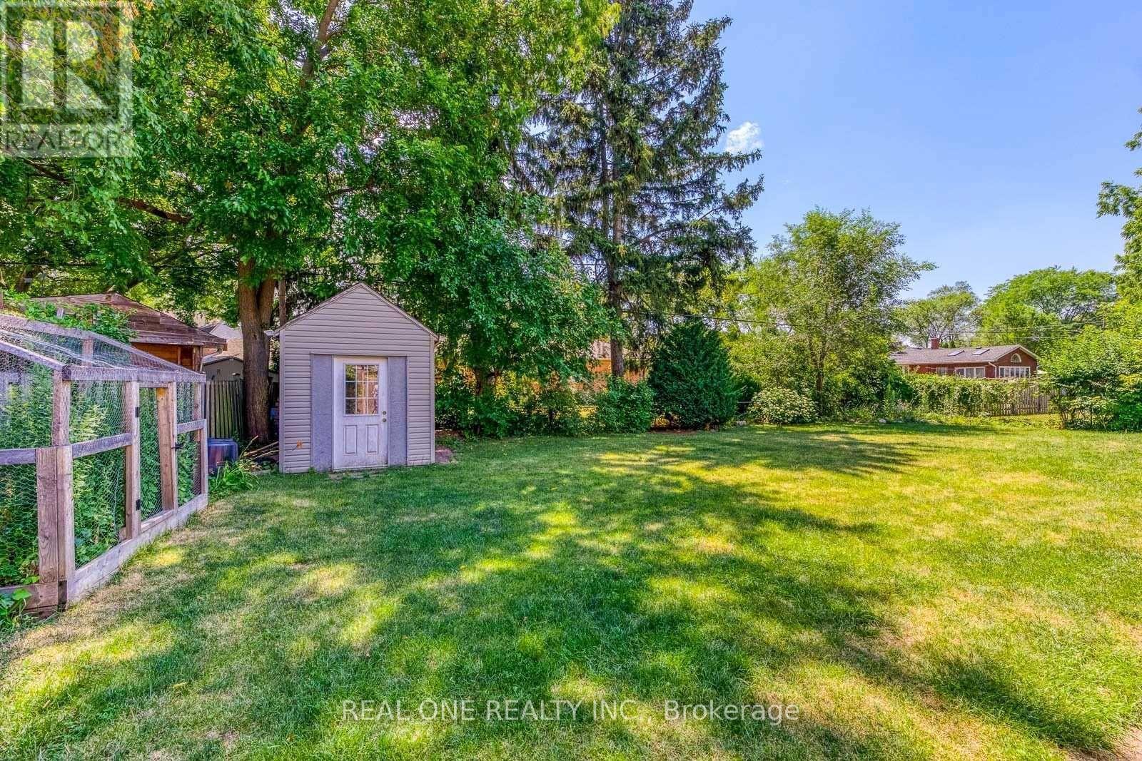 Lower - 2048 Edinburgh Drive, Burlington, ON - Outdoor