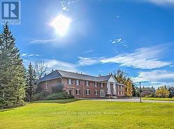 8058 8TH LINE W Essa, ON L0M 1T0