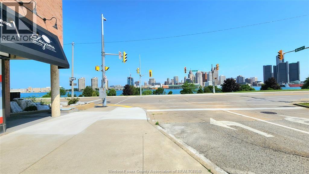 515 Riverside Drive West Unit# 101, Windsor, ON