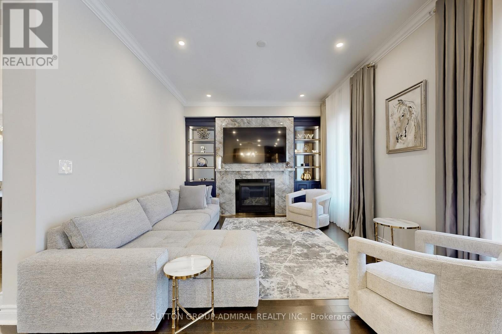 37 Cedarpoint Court, Vaughan, ON - Indoor Photo Showing Living Room With Fireplace