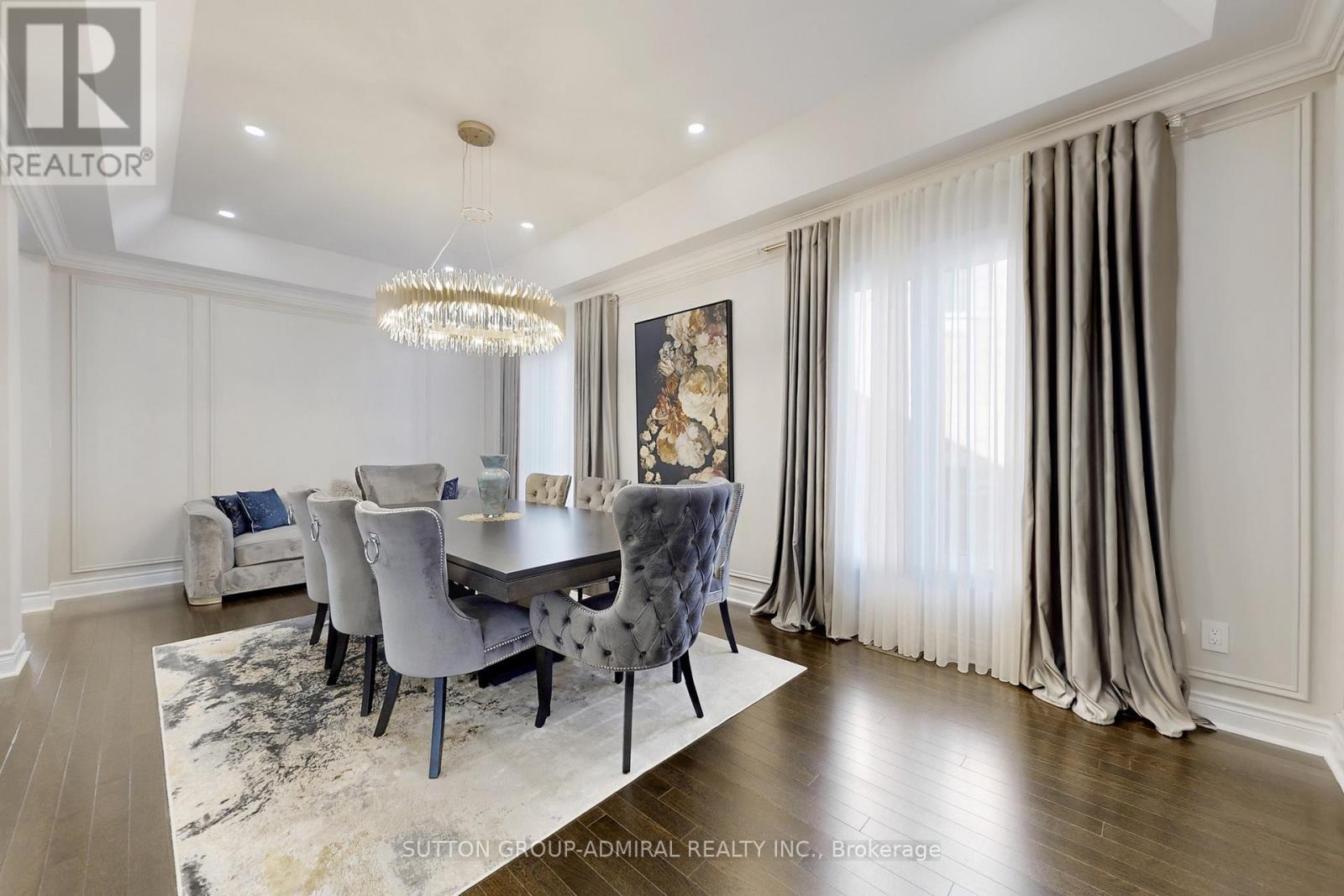 37 Cedarpoint Court, Vaughan, ON - Indoor Photo Showing Dining Room