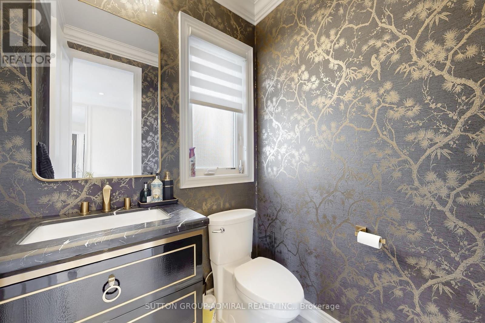 37 Cedarpoint Court, Vaughan, ON - Indoor Photo Showing Bathroom