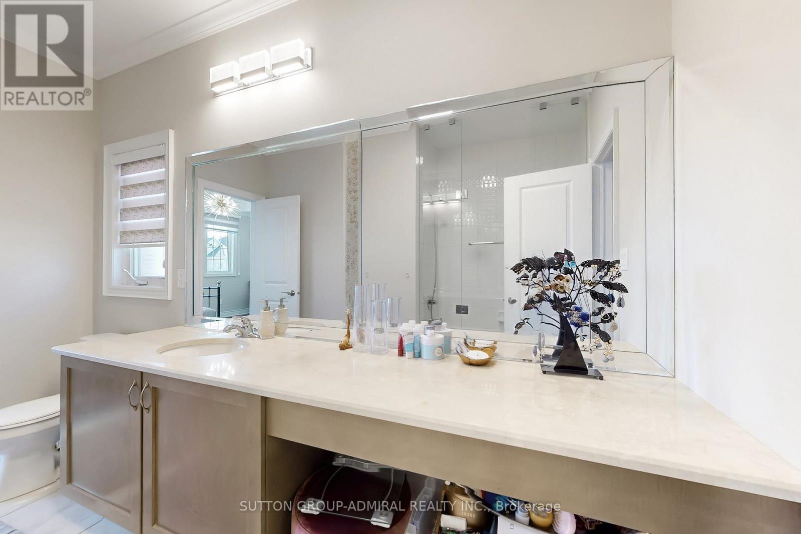 37 Cedarpoint Court, Vaughan, ON - Indoor Photo Showing Bathroom