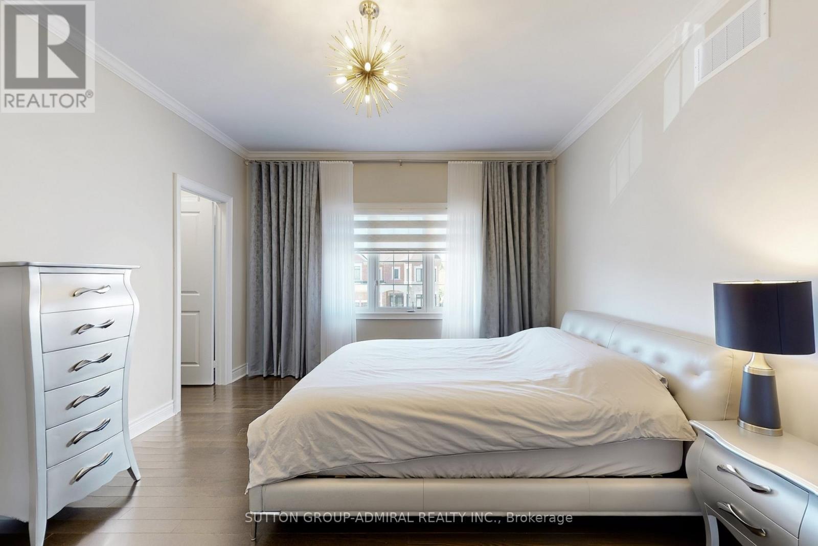 37 Cedarpoint Court, Vaughan, ON - Indoor Photo Showing Bedroom