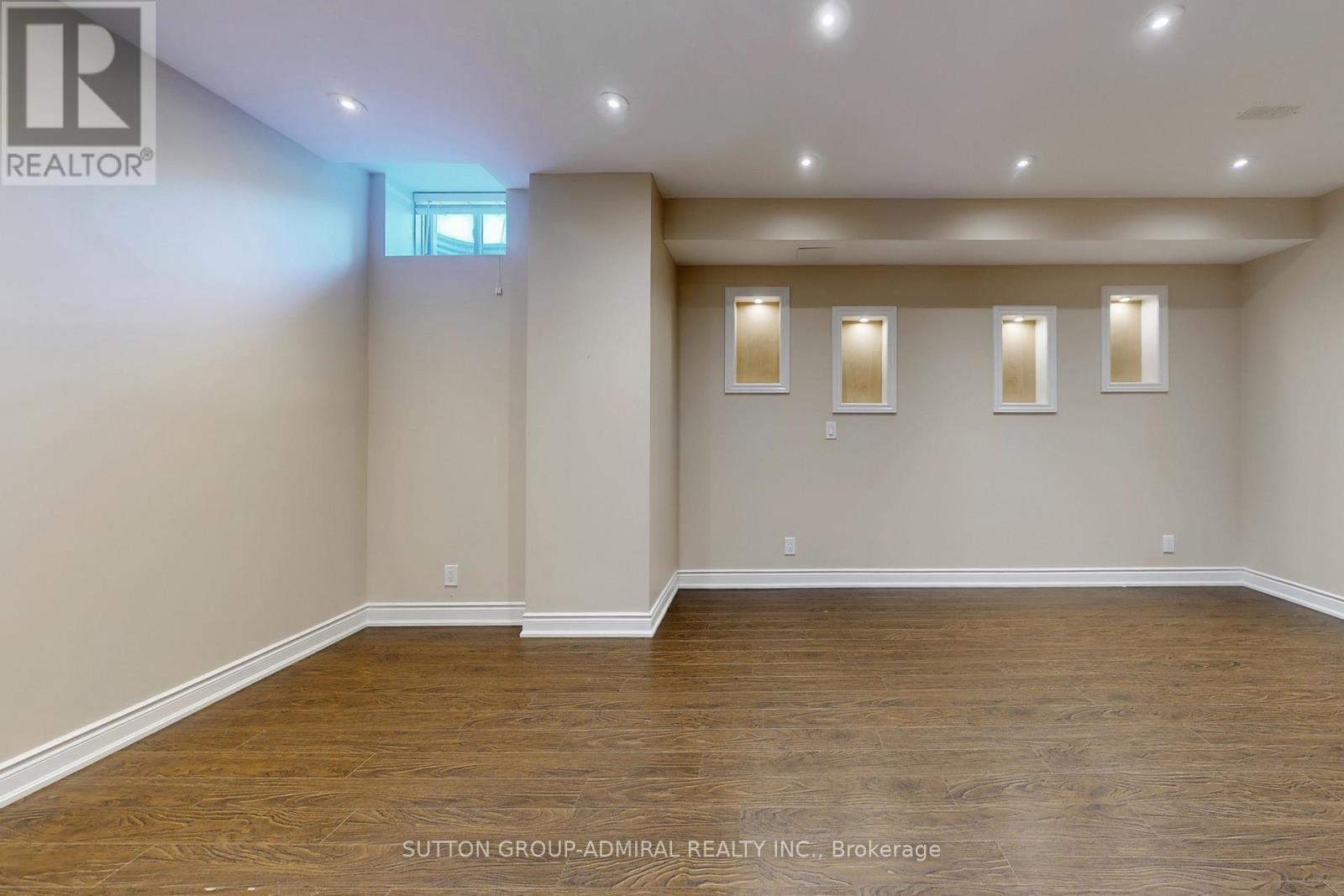 37 Cedarpoint Court, Vaughan, ON - Indoor Photo Showing Other Room