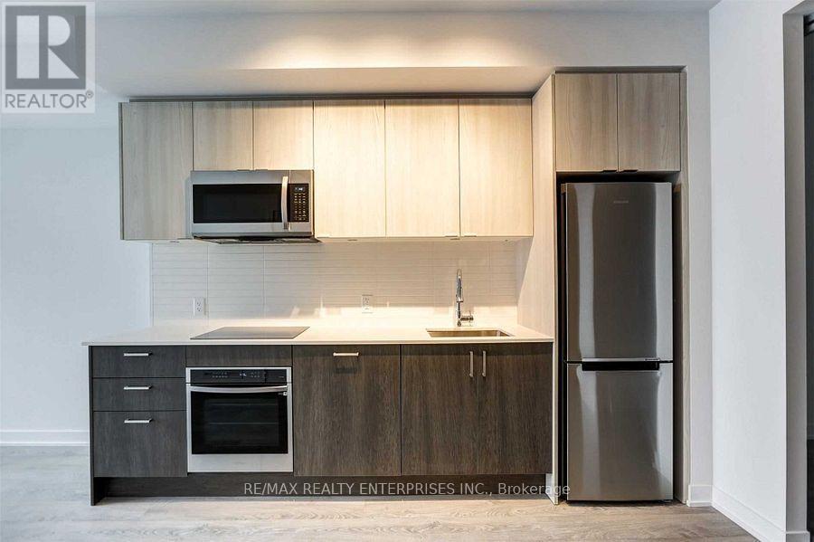 3607 - 1926 Lake Shore Boulevard W, Toronto, ON - Indoor Photo Showing Kitchen