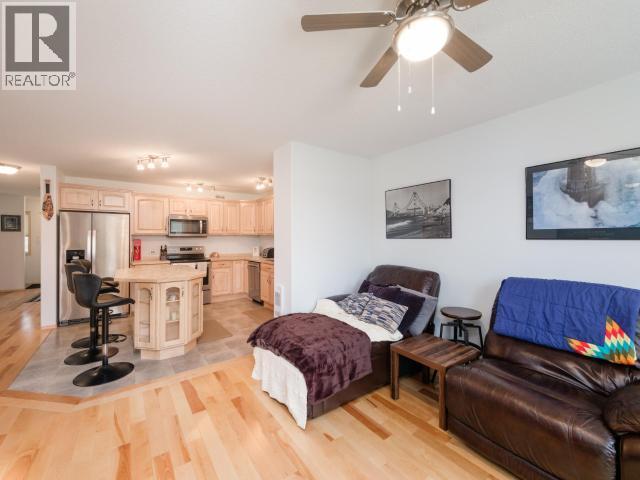 1-19 Bailey Place, Whitehorse, YT - Indoor Photo Showing Other Room