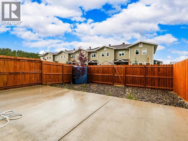 1-19 Bailey Place, Whitehorse, YT - Outdoor