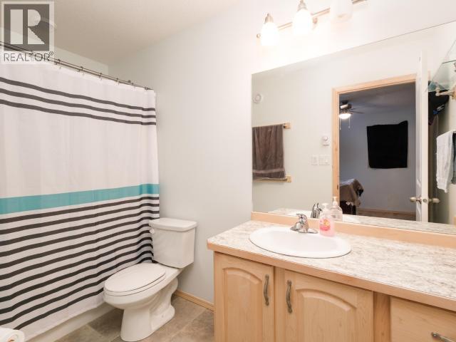 1-19 Bailey Place, Whitehorse, YT - Indoor Photo Showing Bathroom