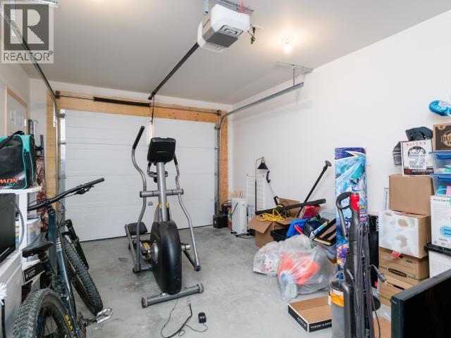 1-19 Bailey Place, Whitehorse, YT - Indoor Photo Showing Gym Room