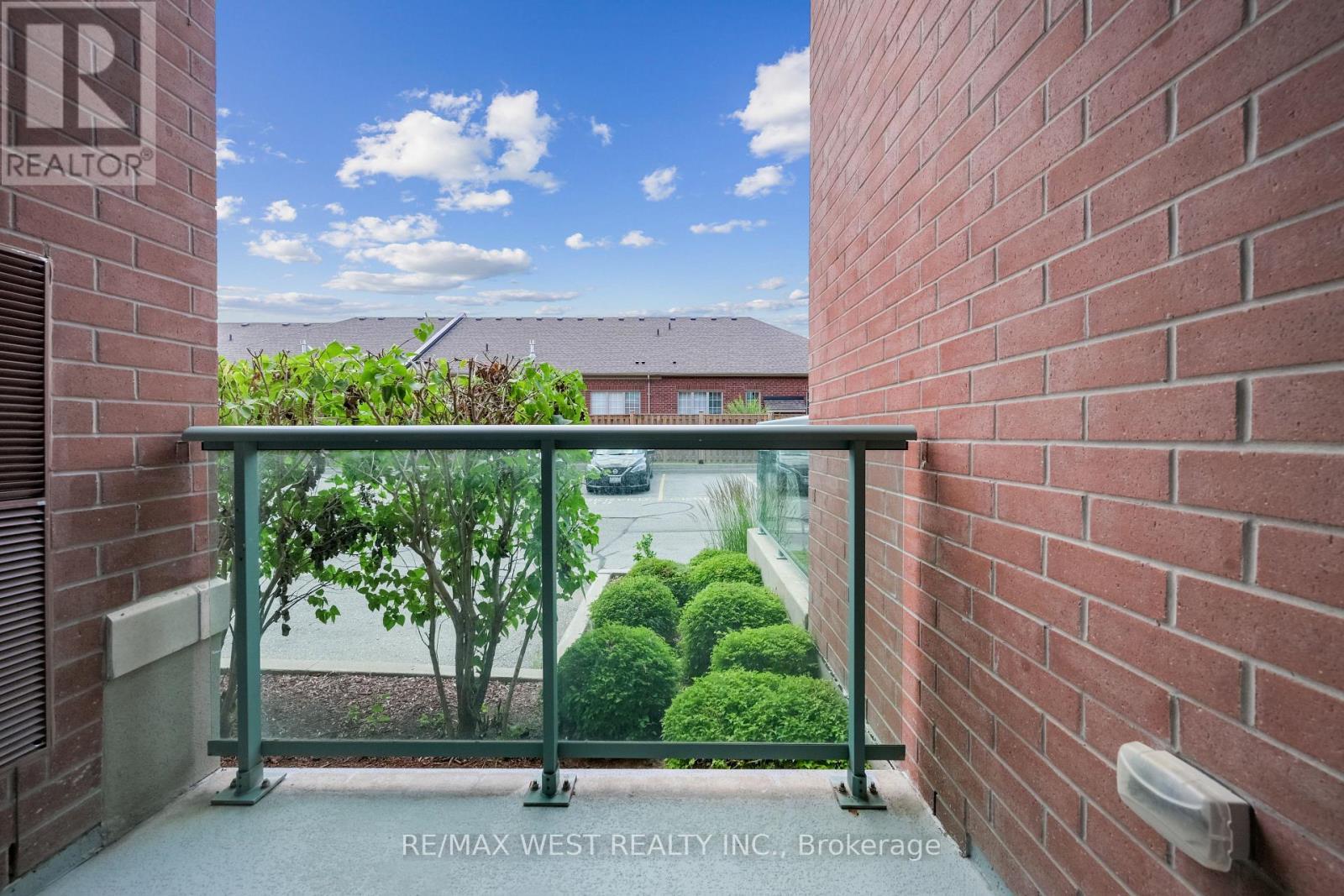 117 - 50 Via Rosedale, Brampton, ON - Outdoor With Balcony With Exterior