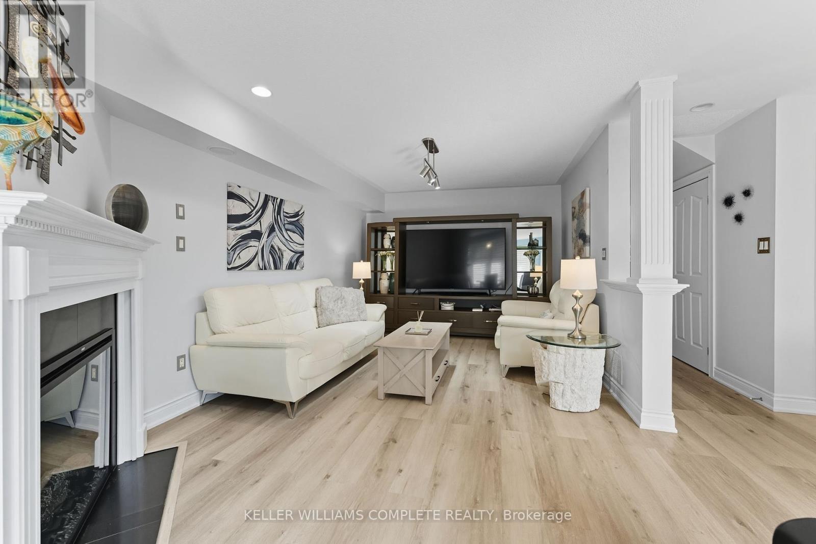 66 Suffolk Street, Hamilton, ON - Indoor Photo Showing Living Room With Fireplace