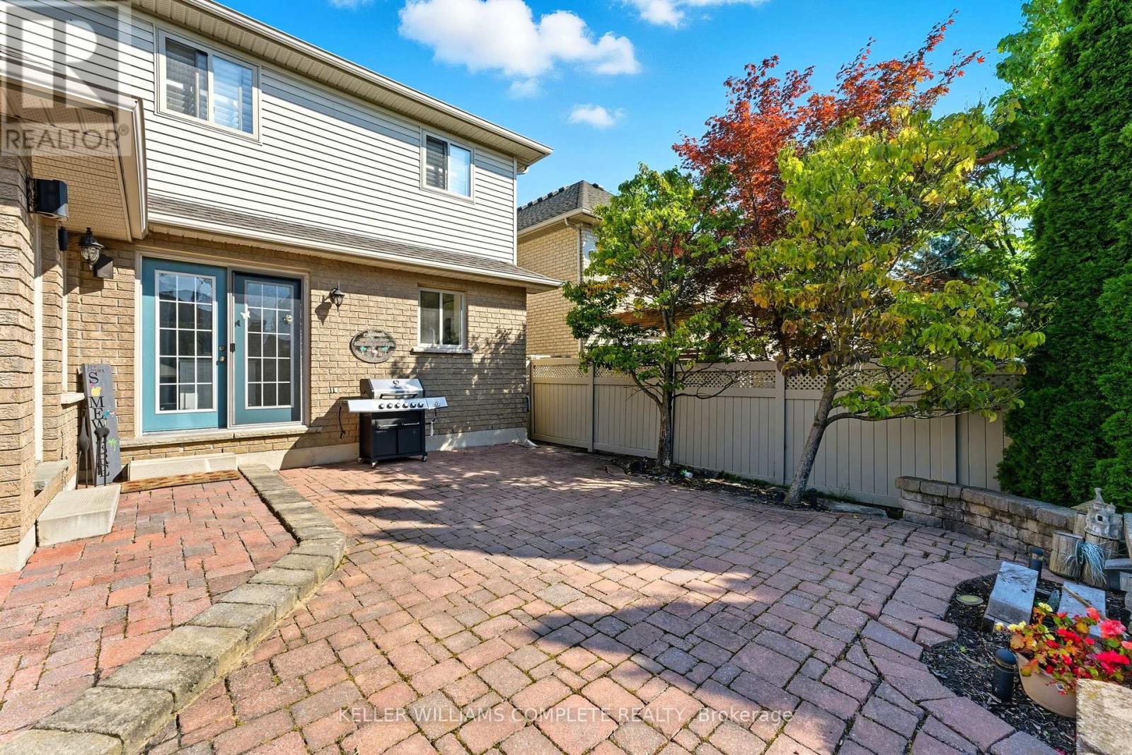 66 Suffolk Street, Hamilton, ON - Outdoor With Deck Patio Veranda