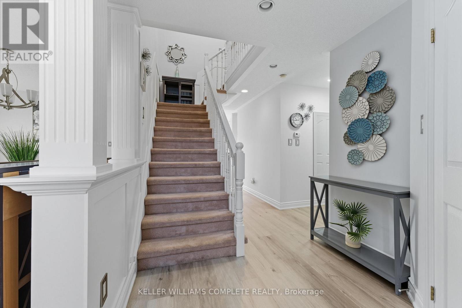 66 Suffolk Street, Hamilton, ON - Indoor Photo Showing Other Room