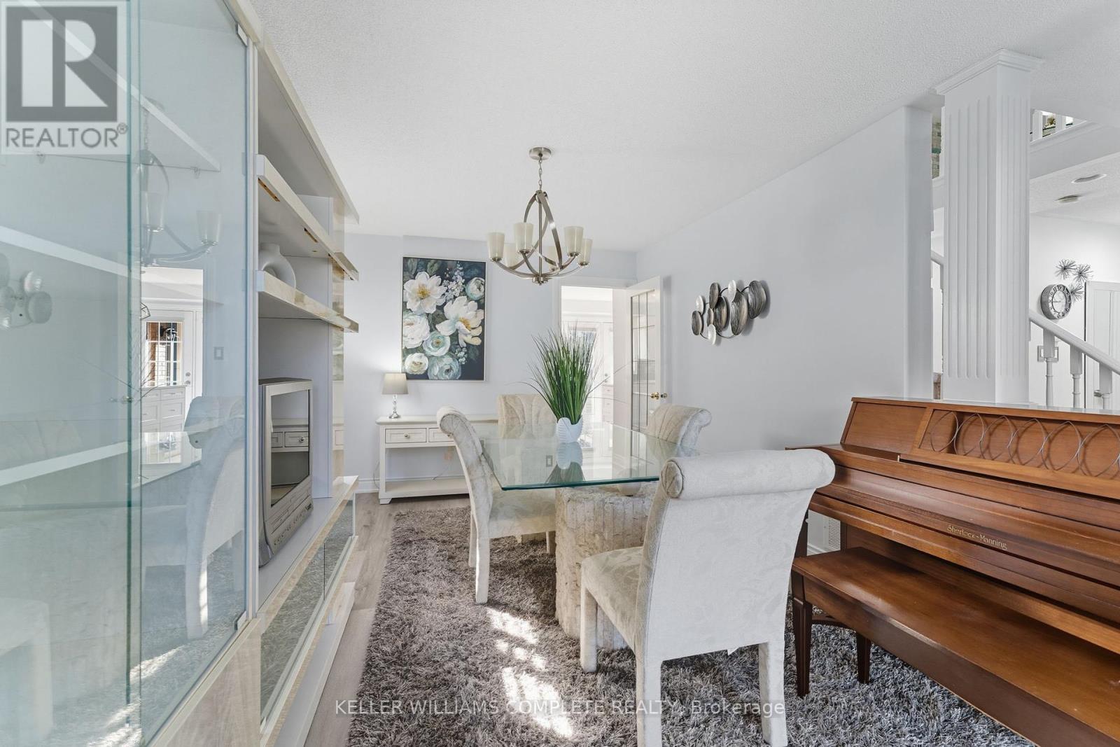 66 Suffolk Street, Hamilton, ON - Indoor