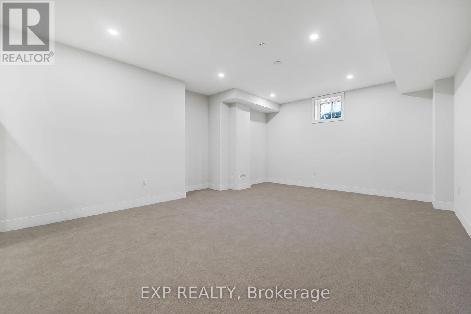 Bsmt - 24 Sikura Circle, Aurora, ON - Indoor