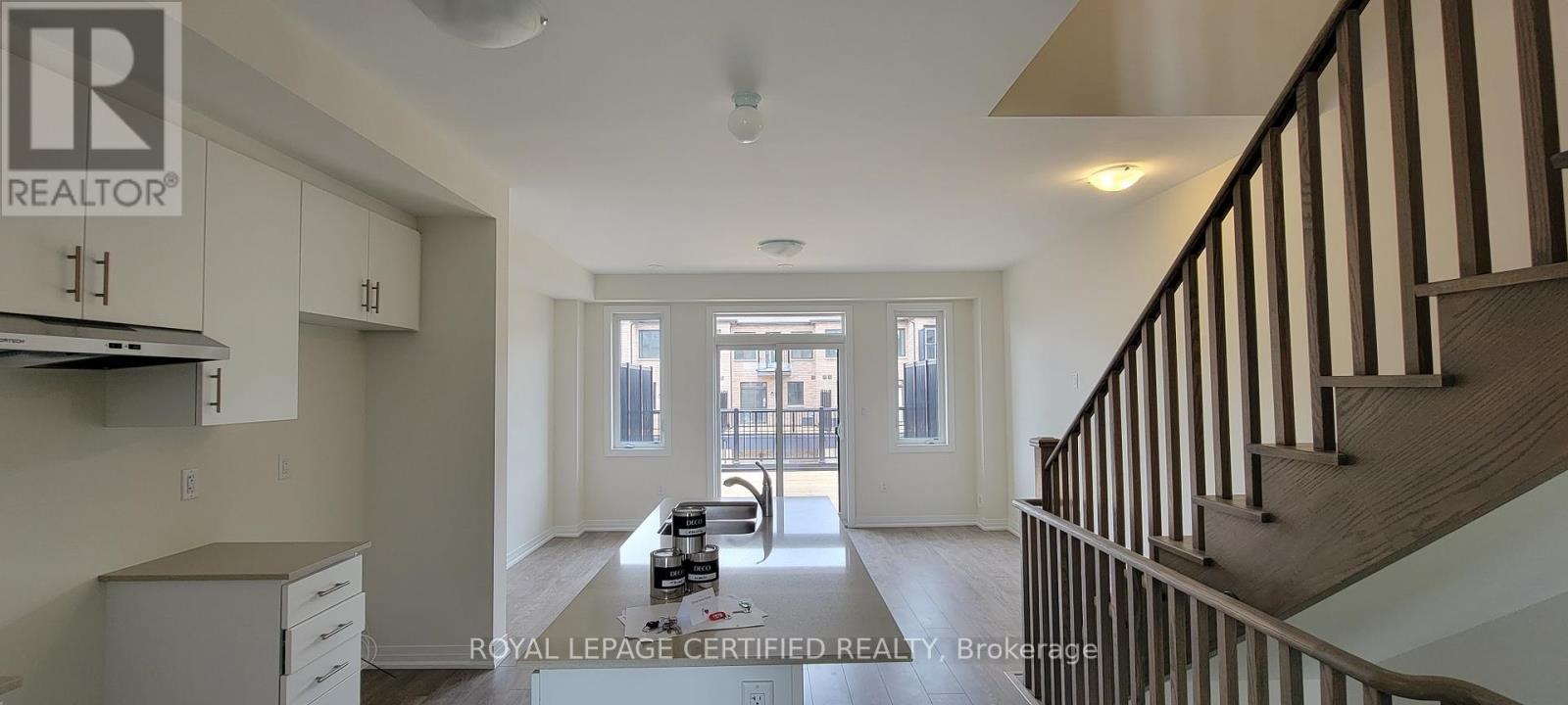 31 Cherry Hill, Barrie, ON - Indoor Photo Showing Other Room