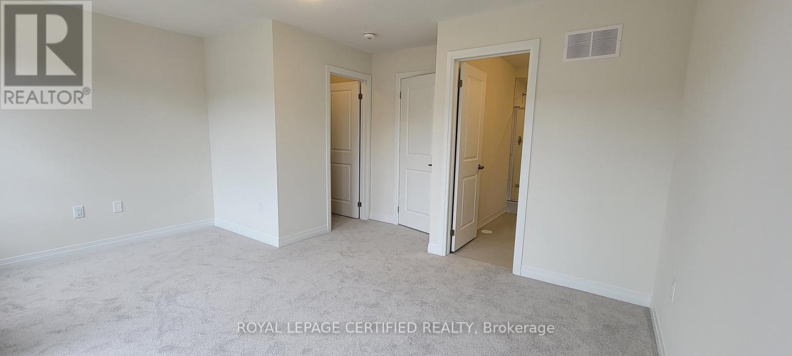 31 Cherry Hill, Barrie, ON - Indoor Photo Showing Other Room