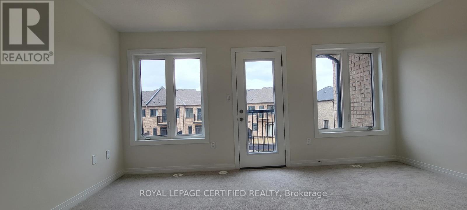 31 Cherry Hill, Barrie, ON - Indoor Photo Showing Other Room