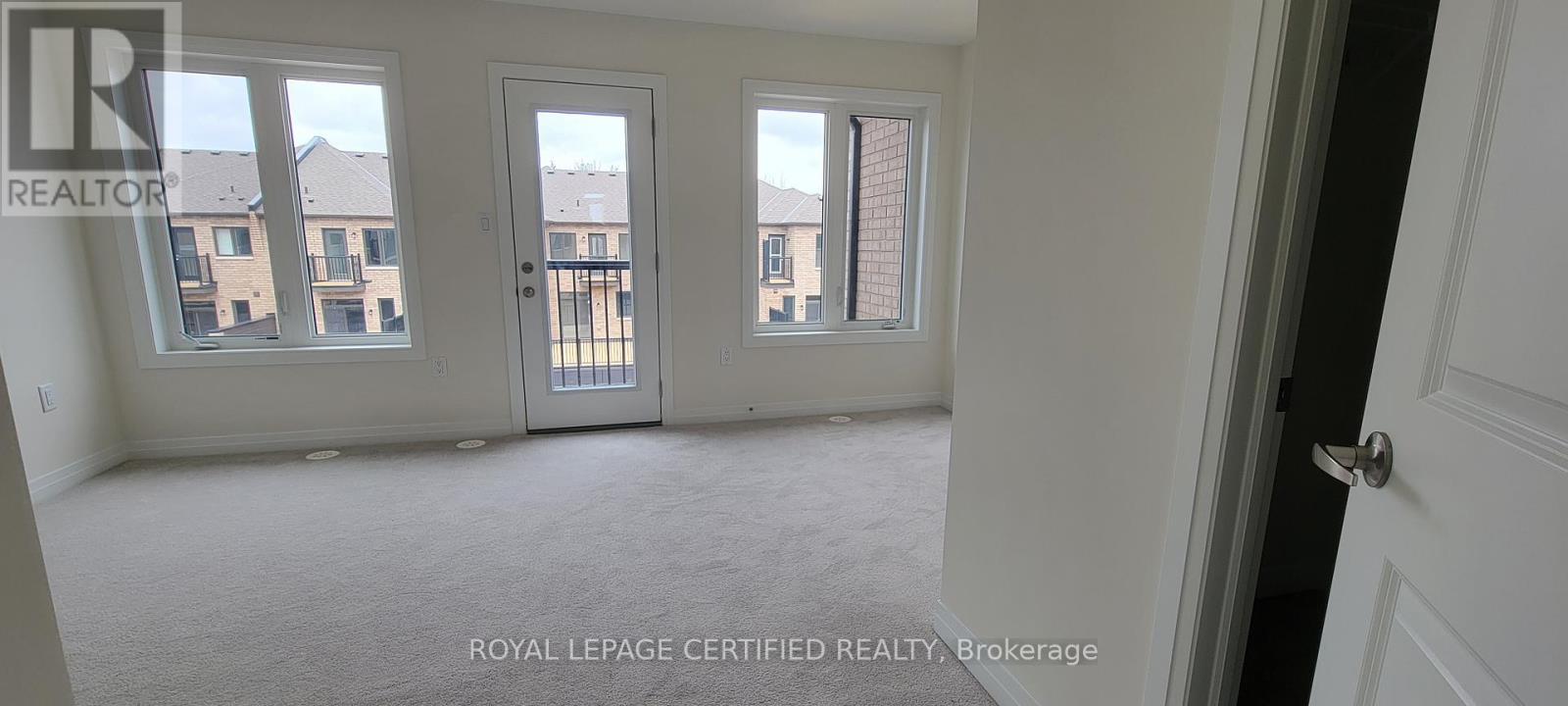 31 Cherry Hill, Barrie, ON - Indoor Photo Showing Other Room