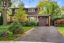 20 WEST DEANE VALLEY ROAD Toronto, ON M9B 3K5
