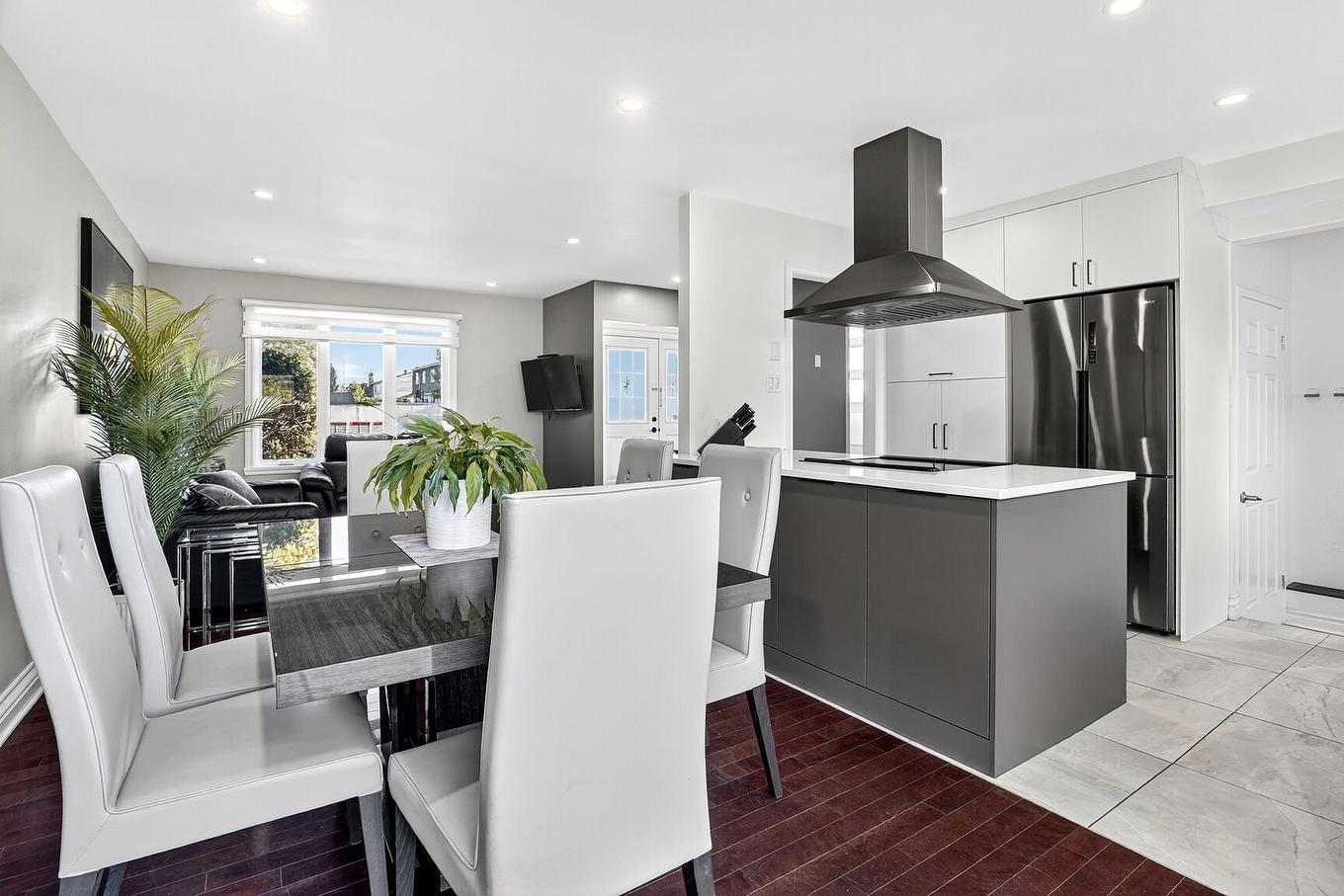 Dining room - 4127 Rue Fafard, Laval (Chomedey), QC - Indoor