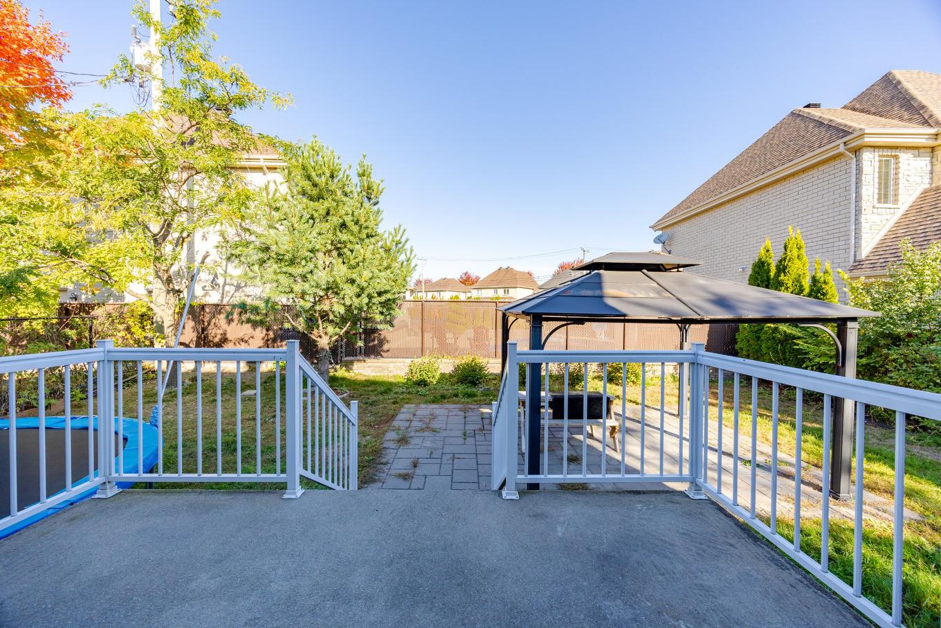 Cour - 4893 Rue Du Persan, Montréal (Pierrefonds-Roxboro), QC - Outdoor