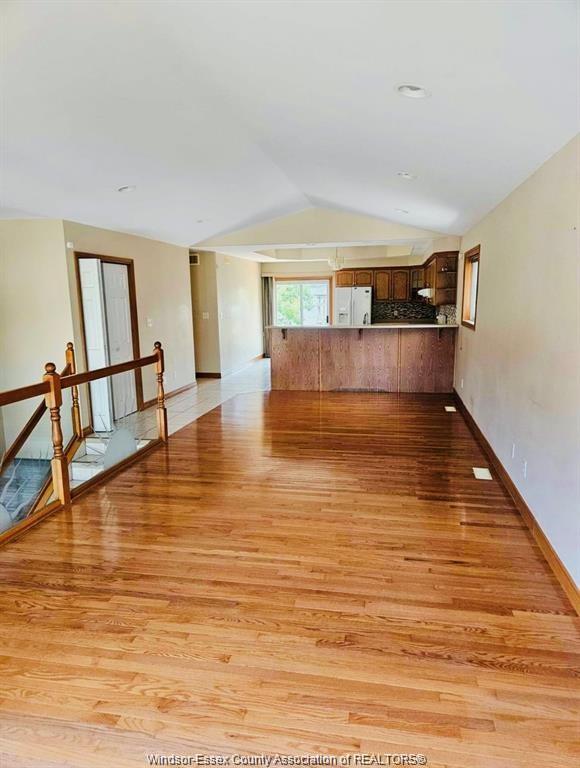 Upper-4625 Bunker Avenue, Windsor, ON