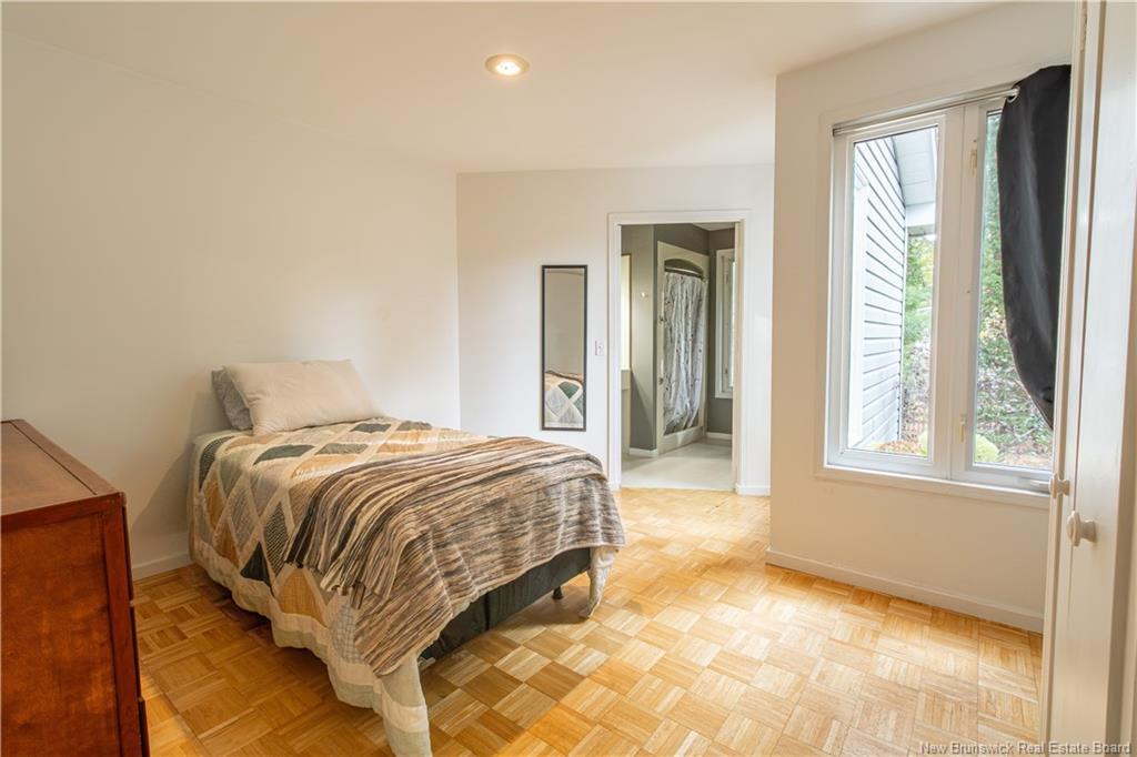 45 Tavener, Picadilly, NB