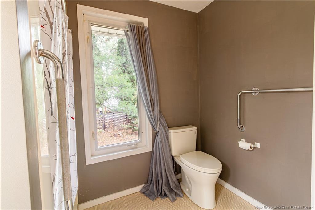 45 Tavener, Picadilly, NB