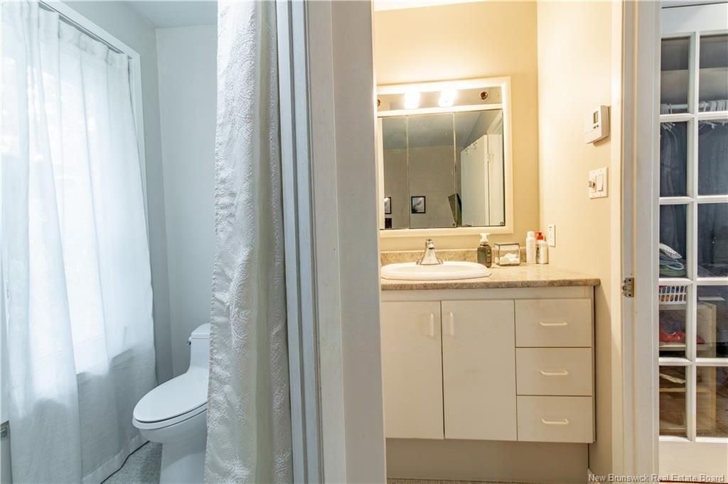 45 Tavener, Picadilly, NB