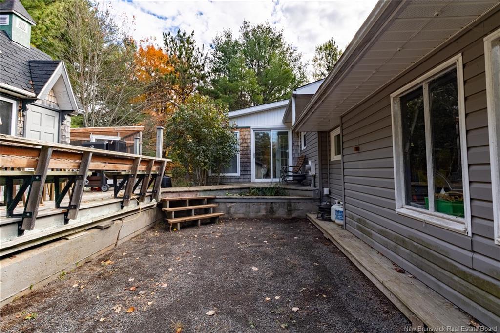 45 Tavener, Picadilly, NB