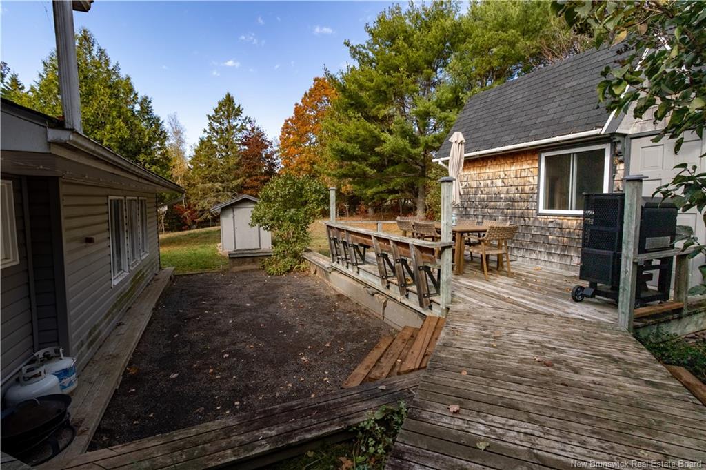 45 Tavener, Picadilly, NB