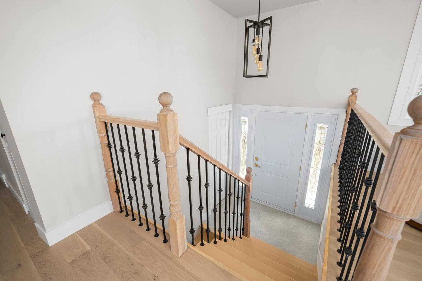 Exterior entrance - 366 Rue Bourget, Vaudreuil-Dorion, QC - Indoor Photo Showing Other Room