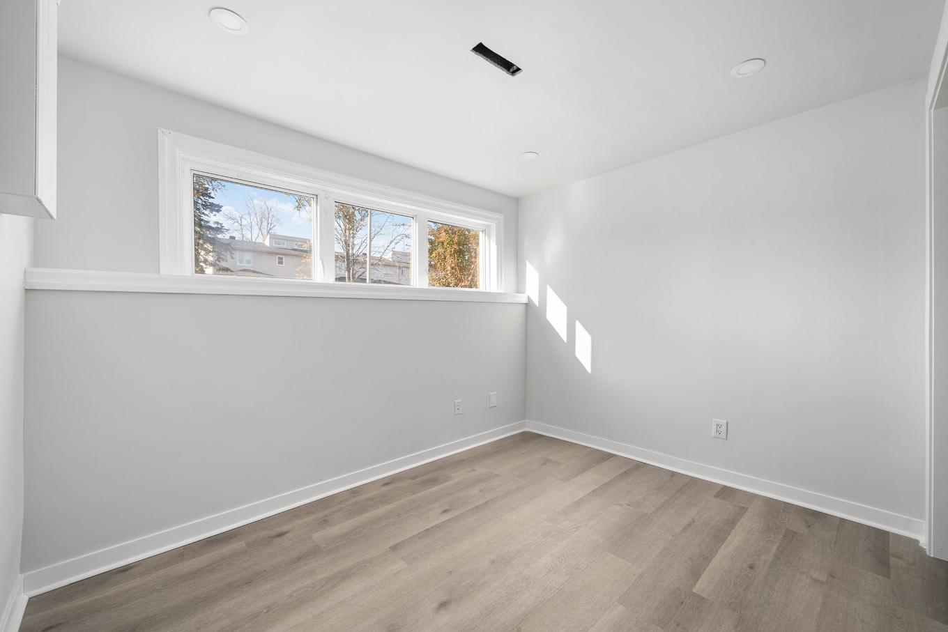 Bedroom - 366 Rue Bourget, Vaudreuil-Dorion, QC - Indoor Photo Showing Other Room