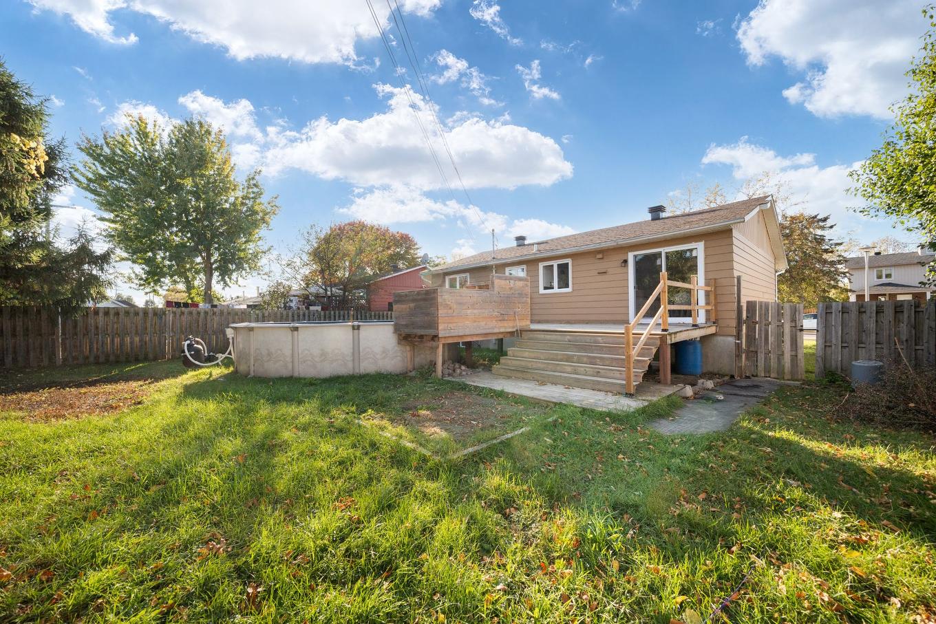 Backyard - 366 Rue Bourget, Vaudreuil-Dorion, QC - Outdoor