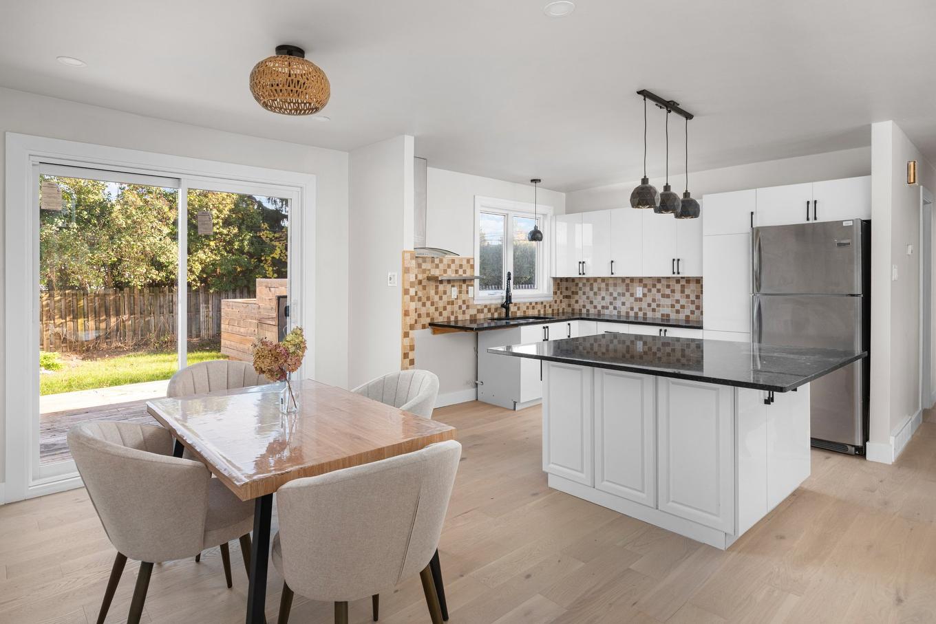 Dining room - 366 Rue Bourget, Vaudreuil-Dorion, QC - Indoor