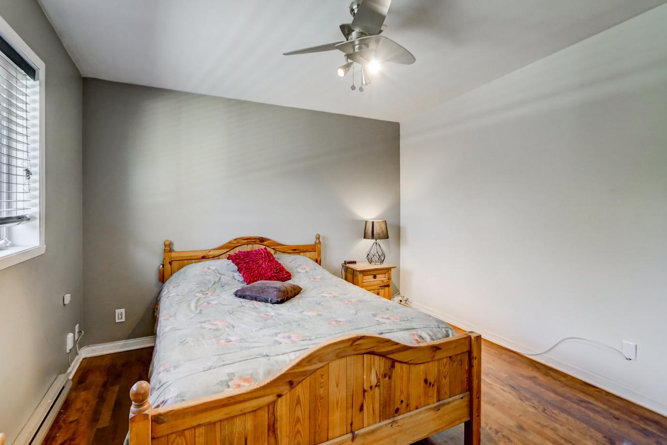 Primary bedroom - 451 Boul. Bourassa, Saint-Jérôme, QC - Indoor Photo Showing Bedroom