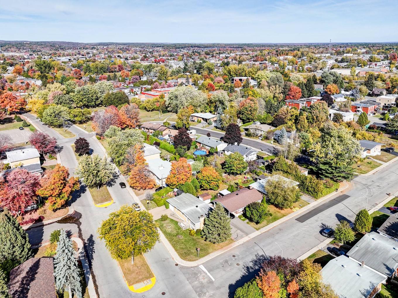 Overall view - 451 Boul. Bourassa, Saint-Jérôme, QC - Outdoor With View