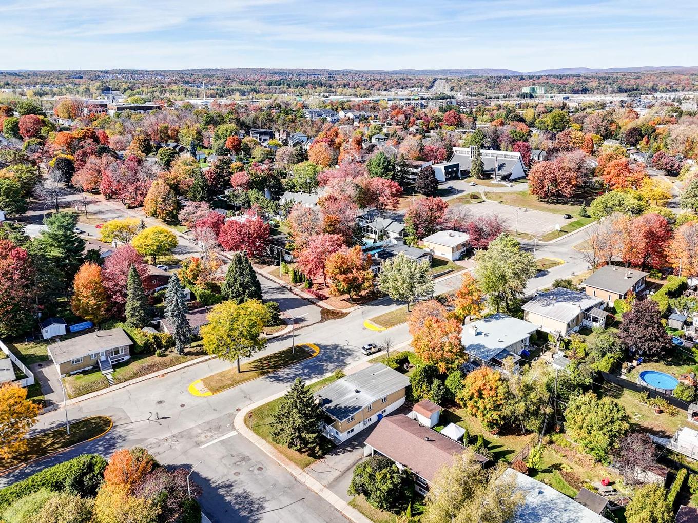Overall view - 451 Boul. Bourassa, Saint-Jérôme, QC - Outdoor With View