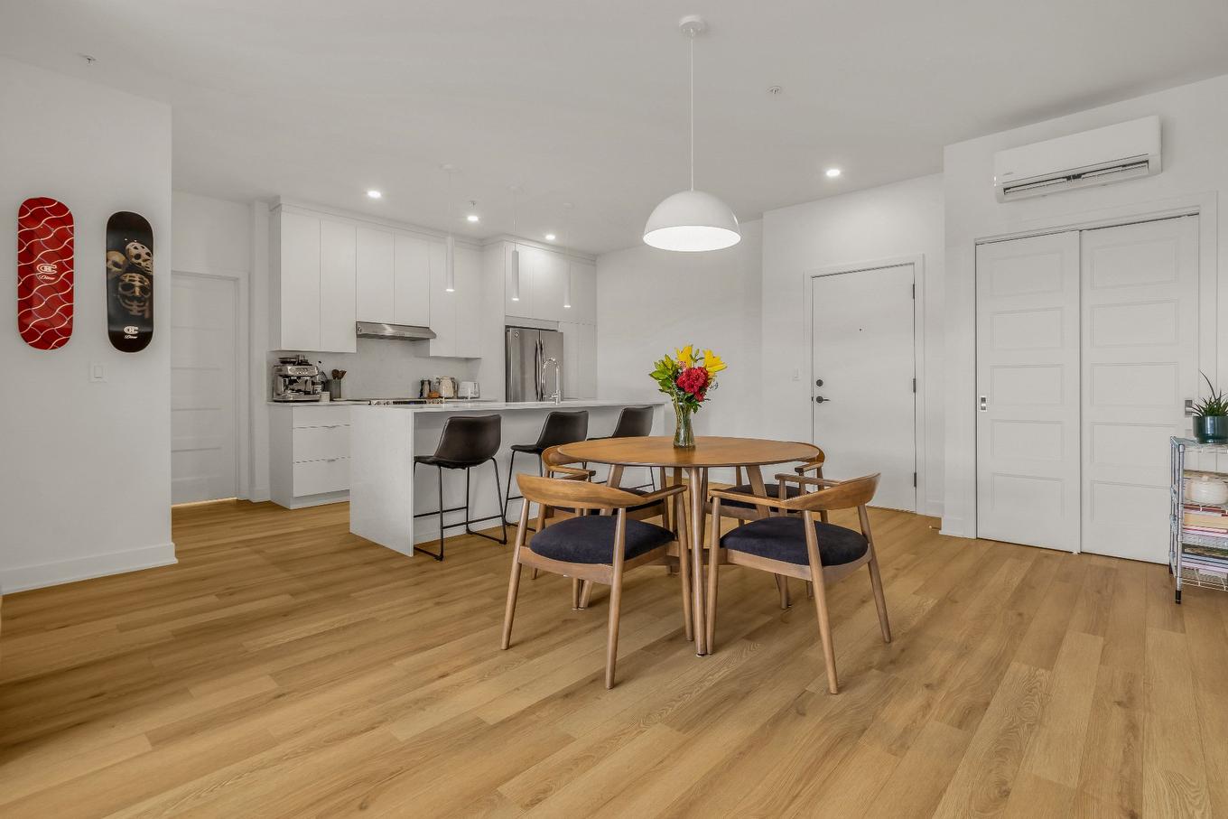 Dining room - 603-4220 Rue Olivier-Fournier, Longueuil (Saint-Hubert), QC - Indoor